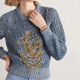 Pull en maille chinée à imprimé chaîne métallique chic et vieilli sur le devant - Bleu